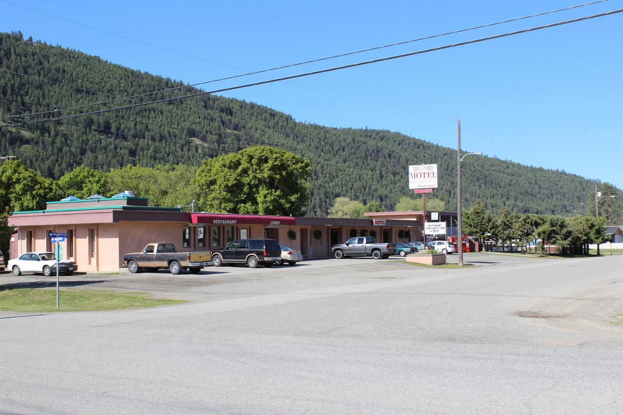 Midway Mile Zero Motel מראה חיצוני תמונה
